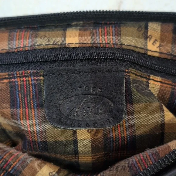 Derek Alexander Purse - Picture 5 of 6